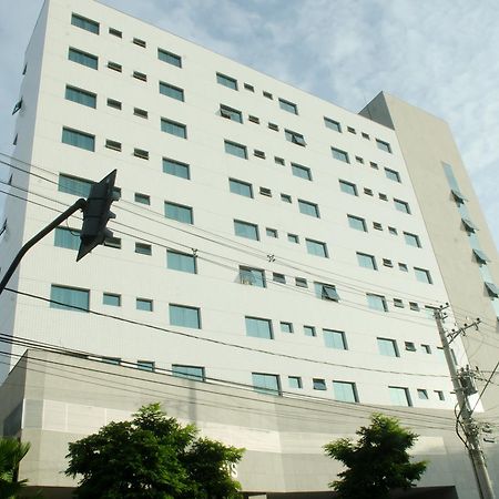 营帕埃克斯颇敏纳斯公寓 贝洛哈里桑塔 外观 照片