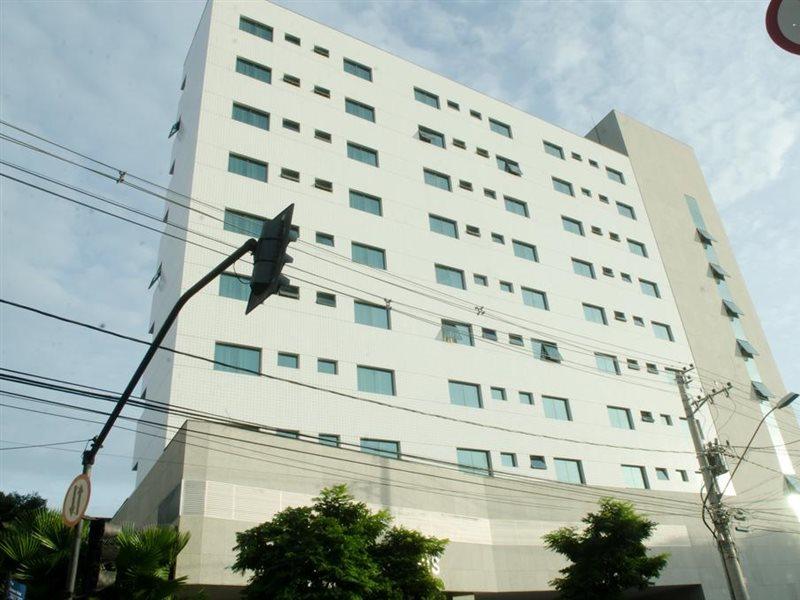 营帕埃克斯颇敏纳斯公寓 贝洛哈里桑塔 外观 照片