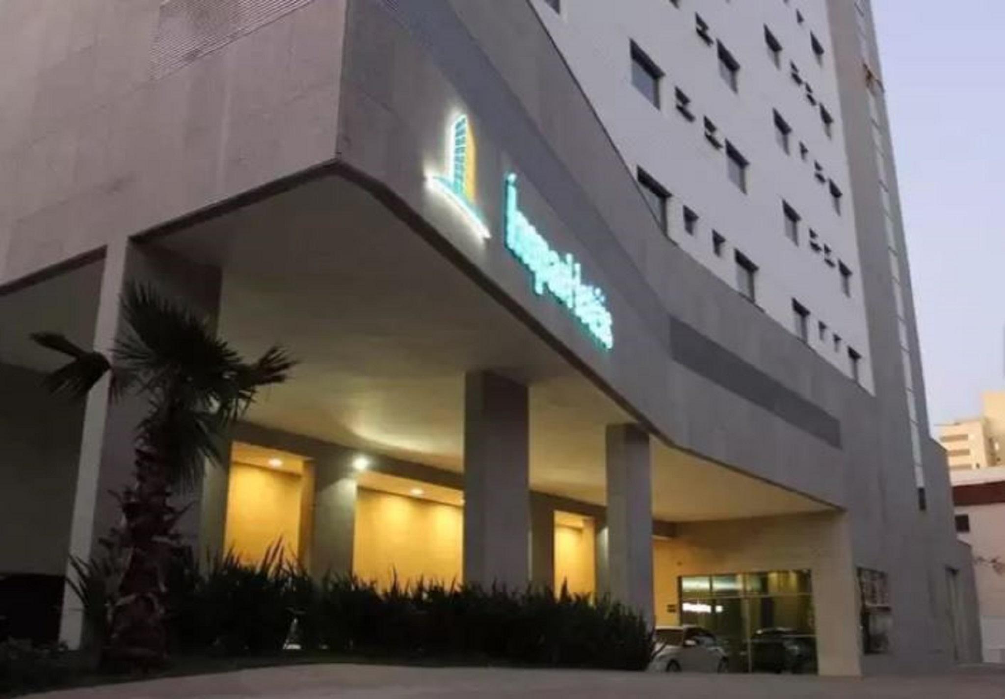 营帕埃克斯颇敏纳斯公寓 贝洛哈里桑塔 外观 照片